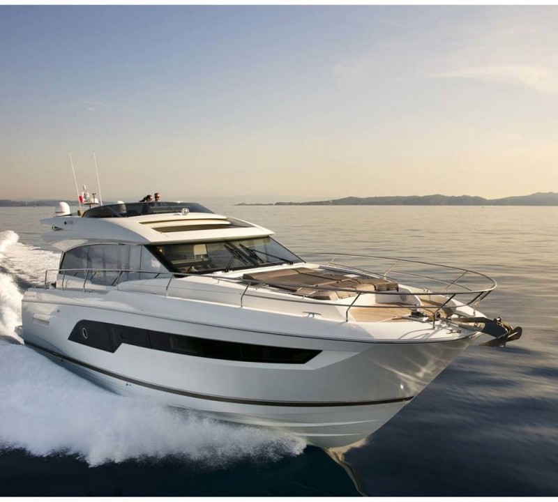 Prestige Yachts launches its new flagship motor yacht Prestige 750 — Yacht Charter